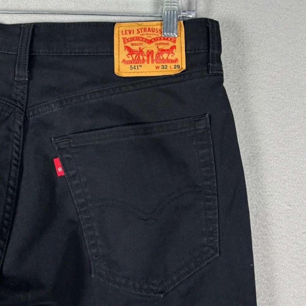 Levis 541 Athletic Taper All Seasons Tech Pants 32x29 Black 18181-0529